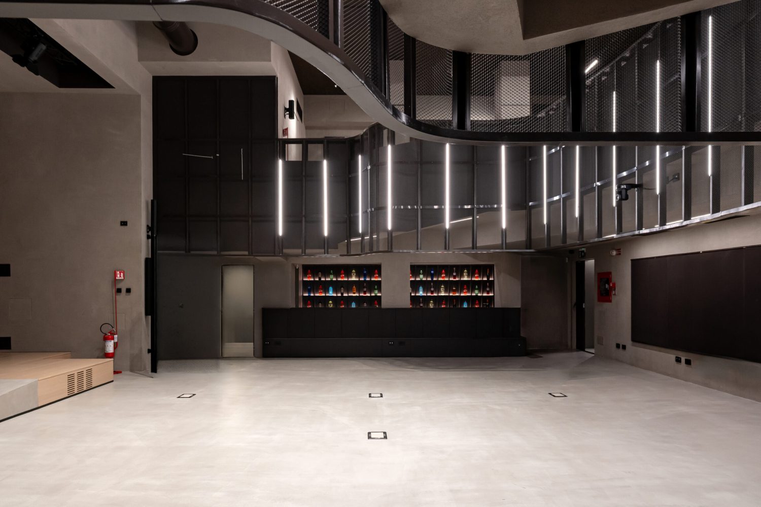 Platea-bar